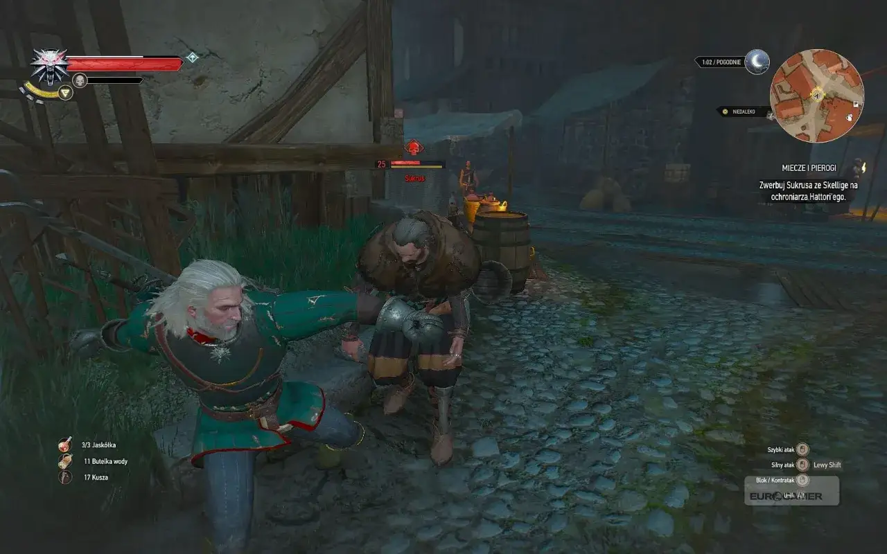Geralt walczy z Sukrusem, by zdobyć go jako ochroniarza Hattoriego. W tle widać stragany z napisem 
